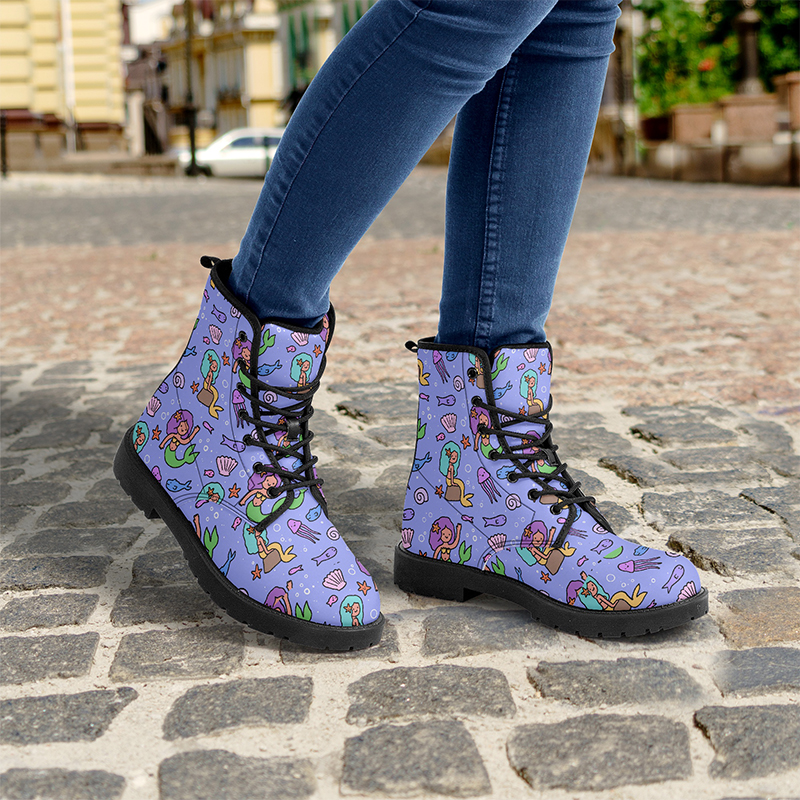 Pattern style shoes A pair of purple boots with a mermaid pattern